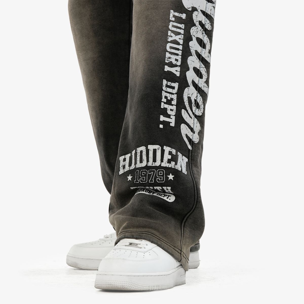 COPPER RIVET SWEATPANTS (BLACK) 631519B-K