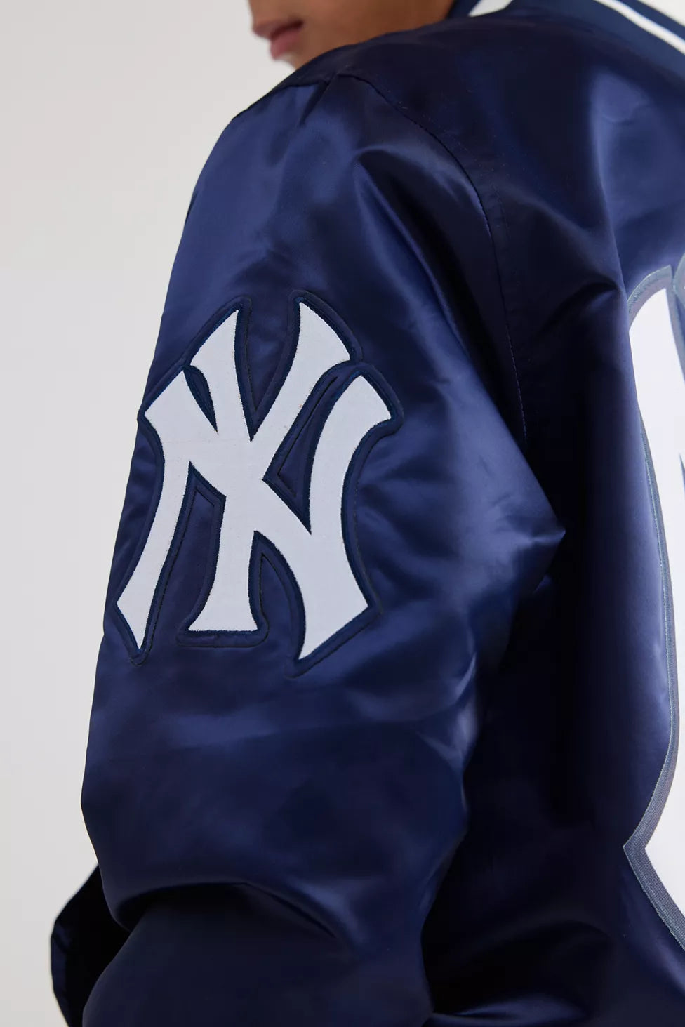 Pro Standard New York Yankees Satin Varsity Jacket (Navy Blue)